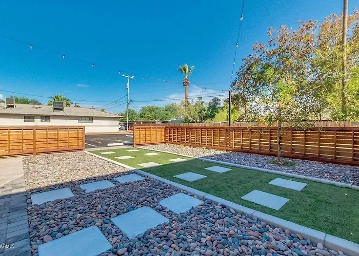 Apartment Hidden Gem In Area Phoenix