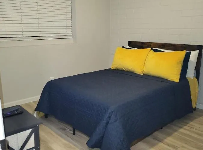 Apartment Hidden Gem In Area Phoenix